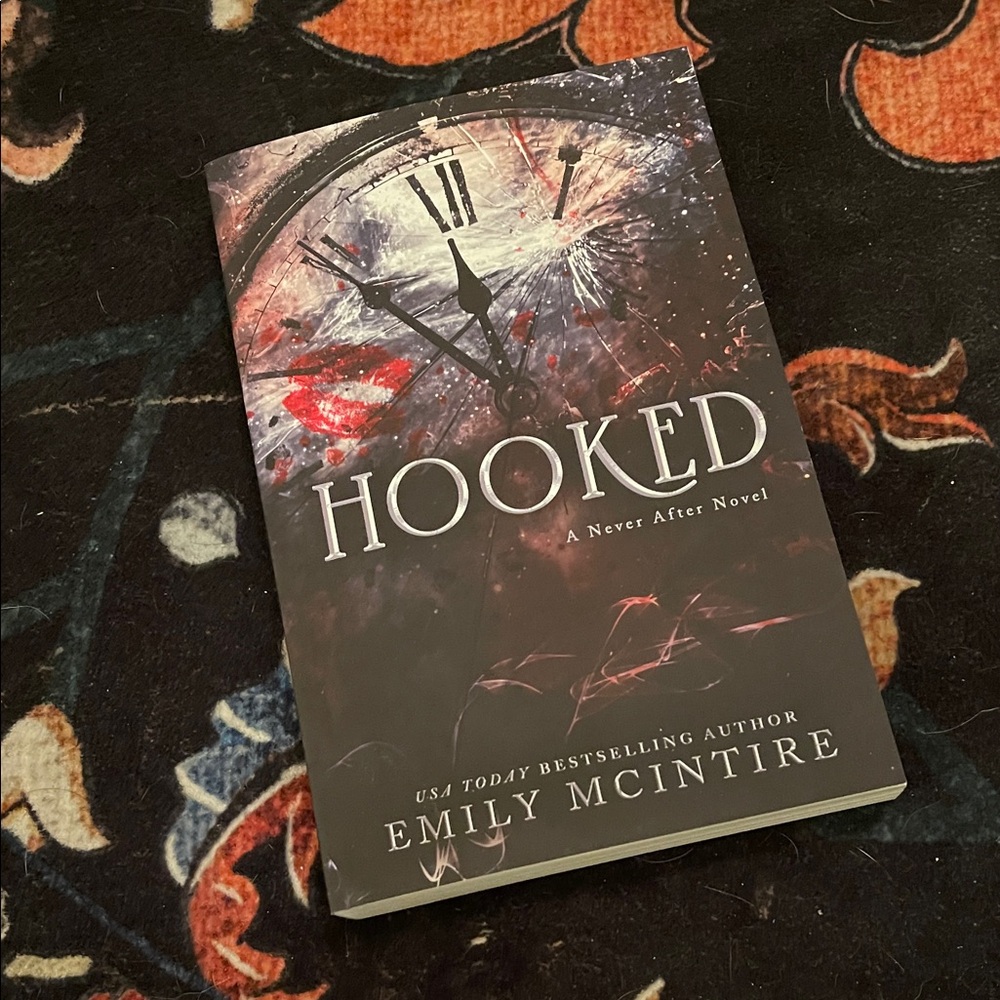 Hooked by Emily McIntire (paperback)